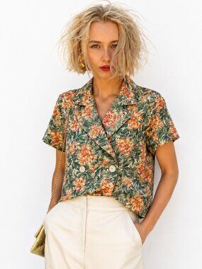 Double breasted, tropical Hawaiian retro-look blouse